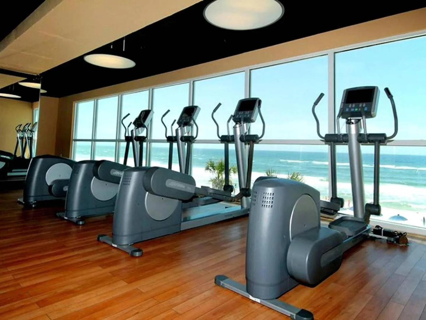 Oceanfront Penthouse Cornerunit 1950Sf With Beach Service Panama City Beach