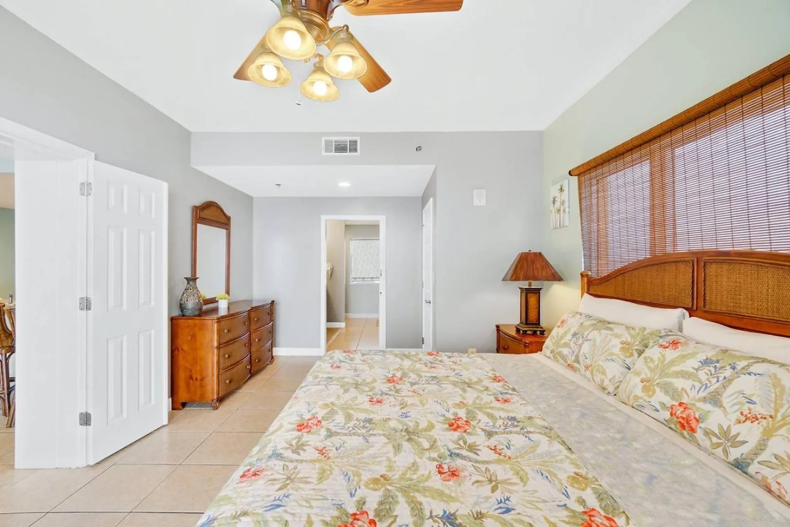 Oceanfront Penthouse Cornerunit 1950Sf With Beach Service Panama City Beach ABD